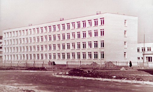 Фотография школы в 1970 году